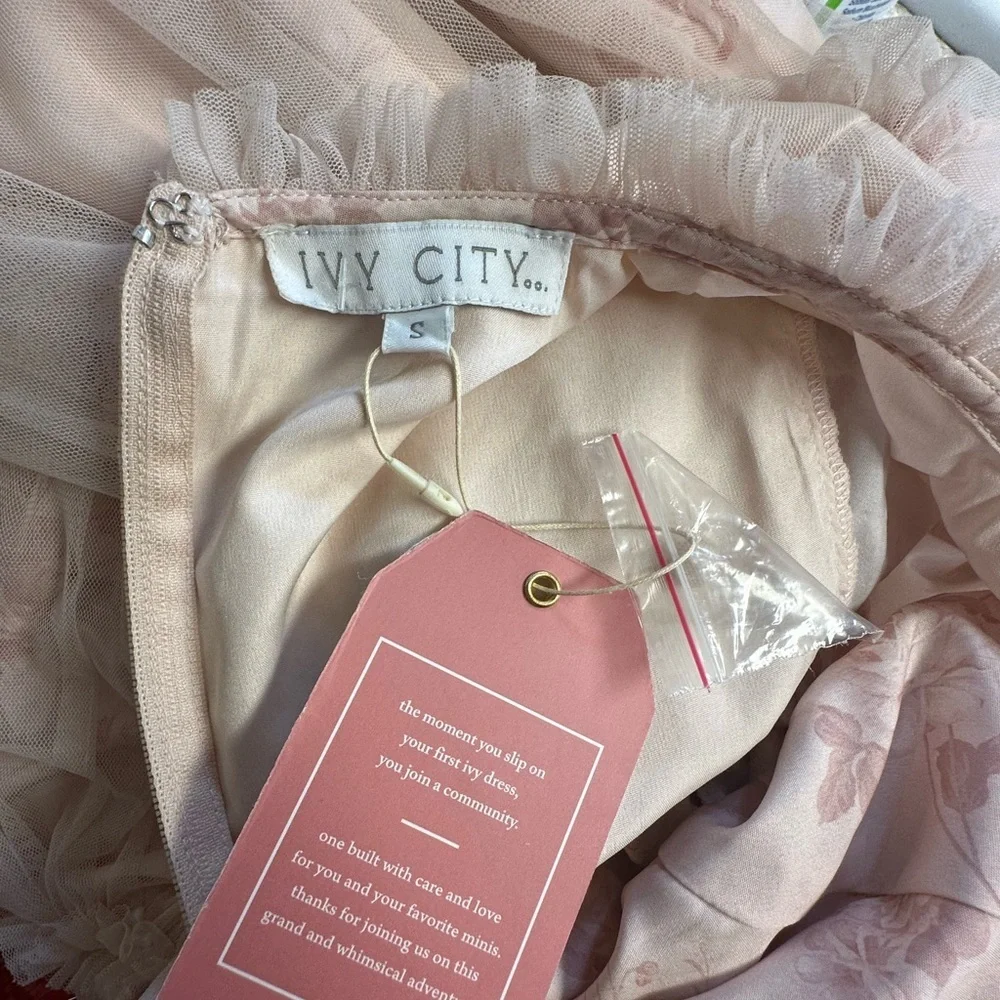 Ivy City Co Blush Pink Floral Tulle Maxi Dress - Picture 15 of 16